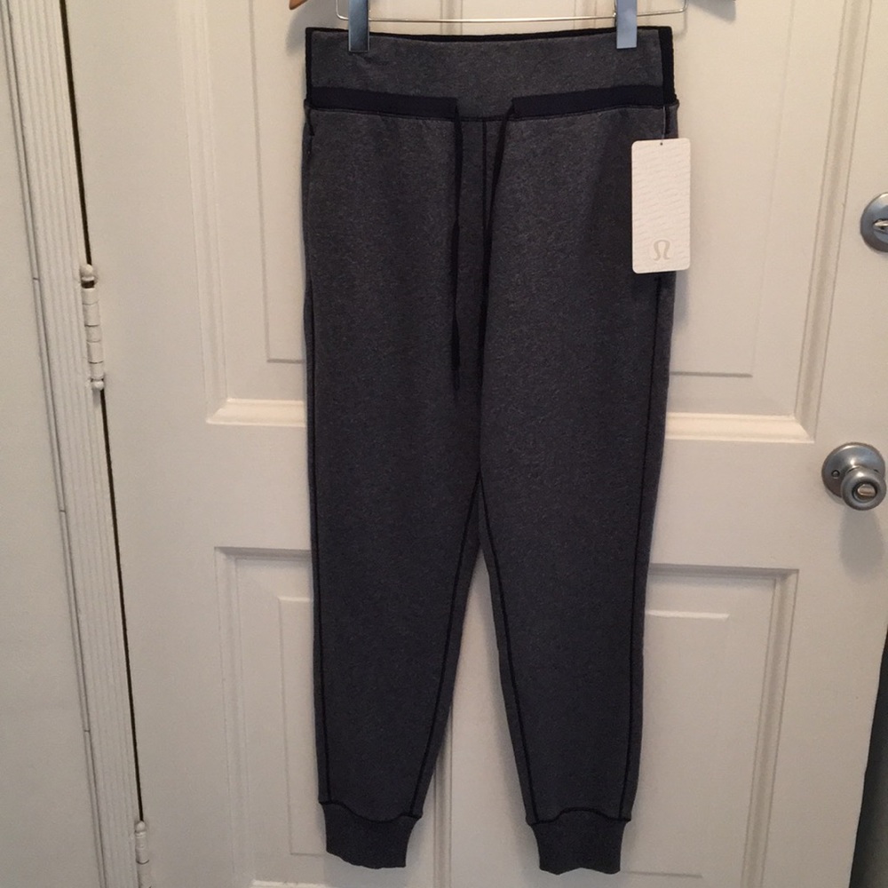 Lululemon Cool & Collected Navy Jogger 8 New